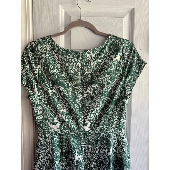 The Limited Green and White Paisley Shift Short Sleeve Dress size 4 Career - Picture 7 of 8